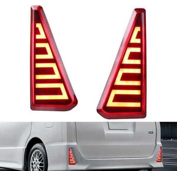 2PCS Car flashing LED Reflector Lamp Rear Fog Lamp Bumper Light Brake Warning Light For Toyota NOAH VOXY 80 Series